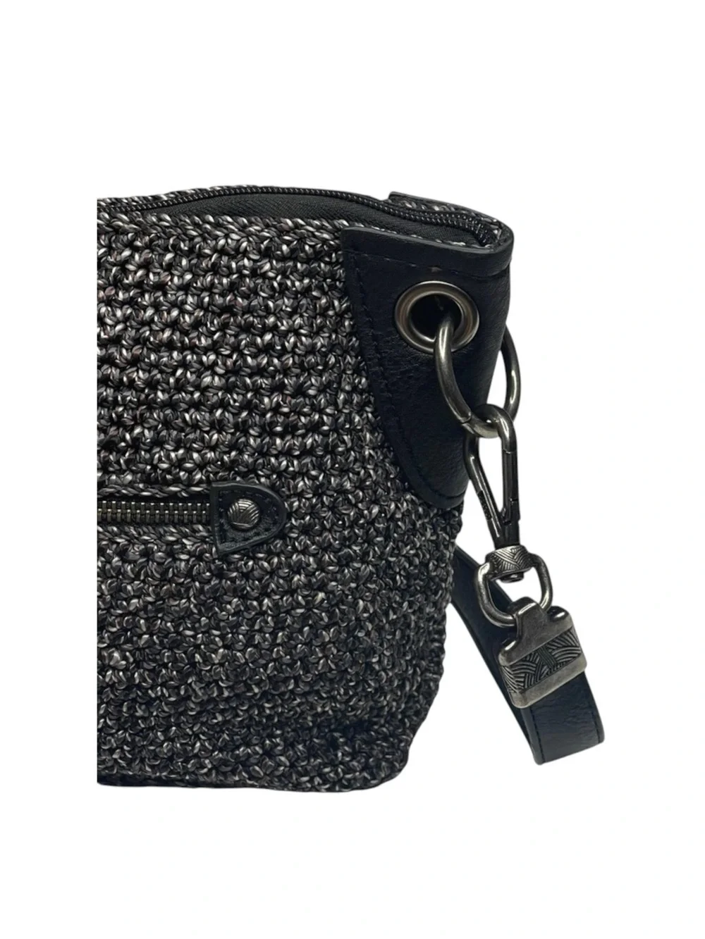 new The Sak ᯾ Indio Small Crochet Tote Handbag Bag ᯾ Urban Static Charcoal Knit